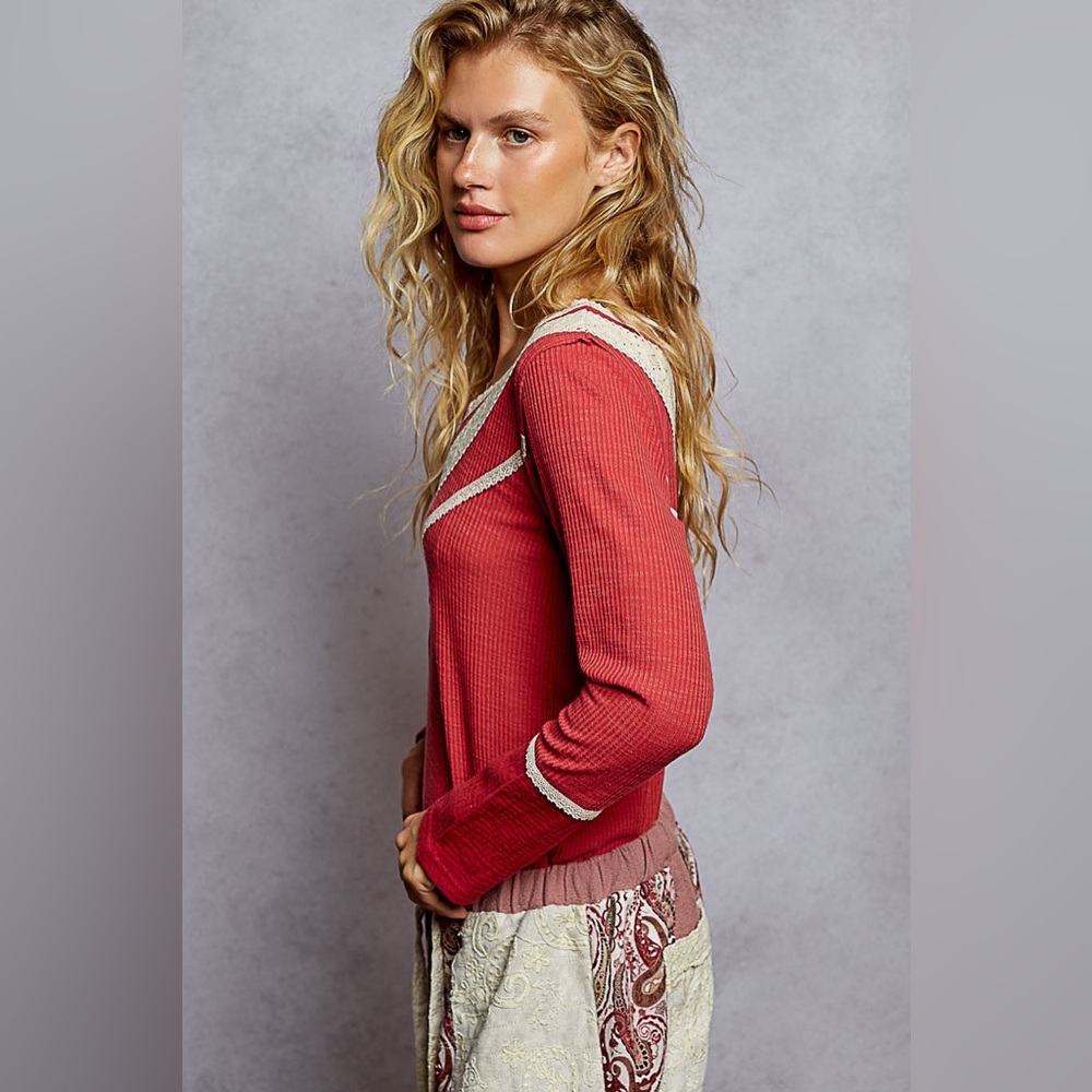 #477. Lola Crochet Henley - Raspberry Rose - Picture 4 of 4